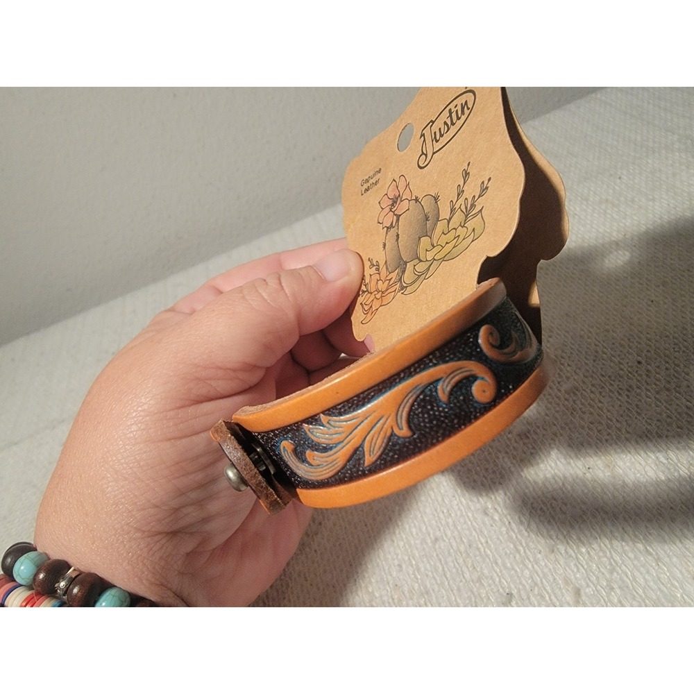 Justin Genuine Leather‎ Brown Blue Tooled Western Style Bracelet NWT